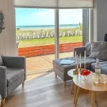 3 Bedroom Amazing In Casa de Férias Sjolund