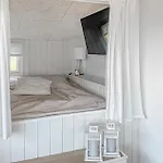 3 Bedroom Amazing In * Sjolund