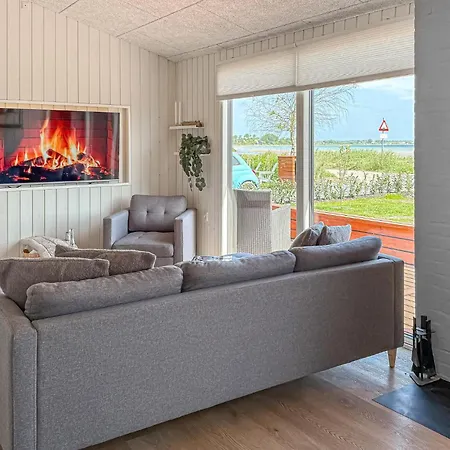 בית נופש 3 Bedroom Amazing In *