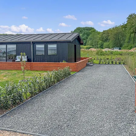 3 Bedroom Amazing In Casa de Férias Sjolund