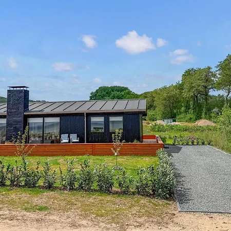 3 Bedroom Amazing In Sjolund