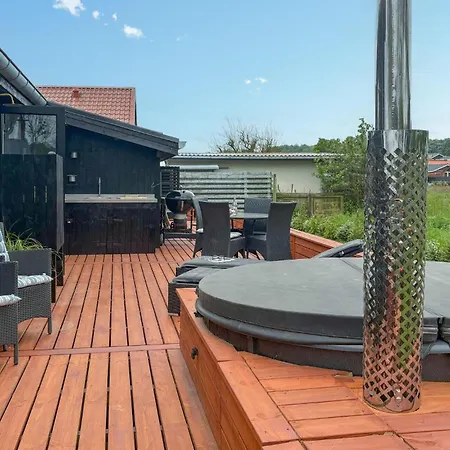 3 Bedroom Amazing In Sjolund