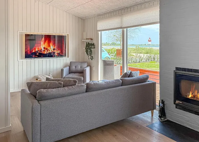 Σπίτι διακοπών 3 Bedroom Amazing In *