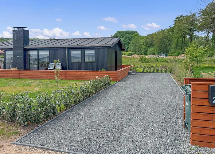 3 Bedroom Amazing In Σπίτι διακοπών Sjolund