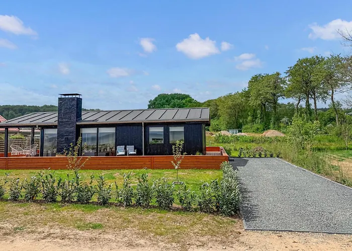 3 Bedroom Amazing In Sjolund