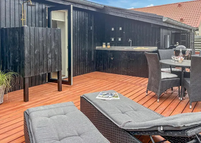 Σπίτι διακοπών 3 Bedroom Amazing In *