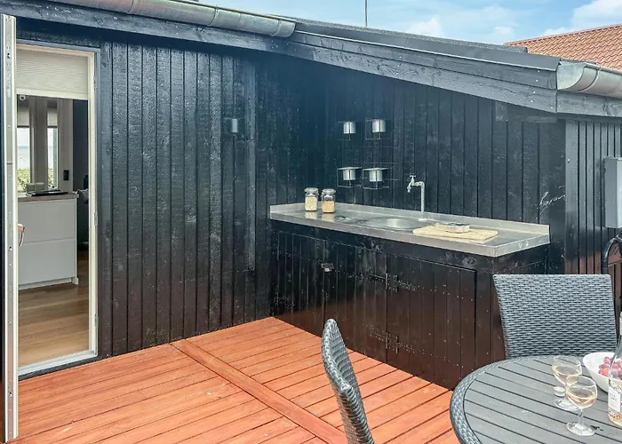 3 Bedroom Amazing In Σπίτι διακοπών