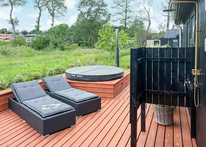 Σπίτι διακοπών 3 Bedroom Amazing In *