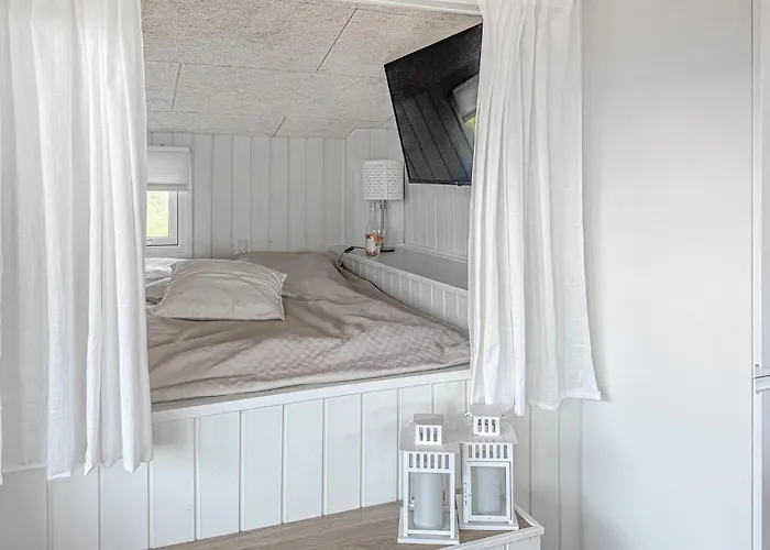 3 Bedroom Amazing In * Sjolund